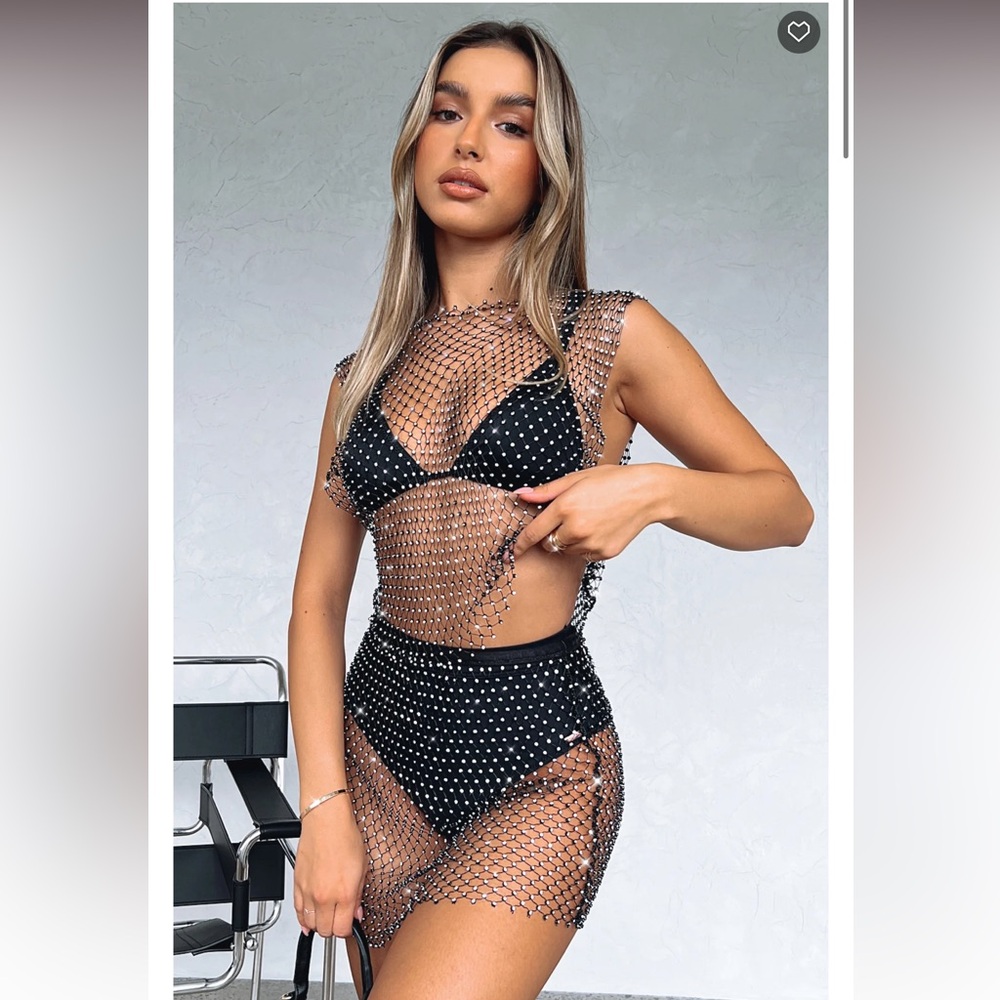 Feel the Beat mini skirt & Play it Louder top in Black XS/S